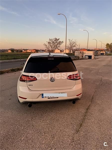 Usado VW Golf VII GTI 230 CV (169 kW) 2017 Blanco Berlina