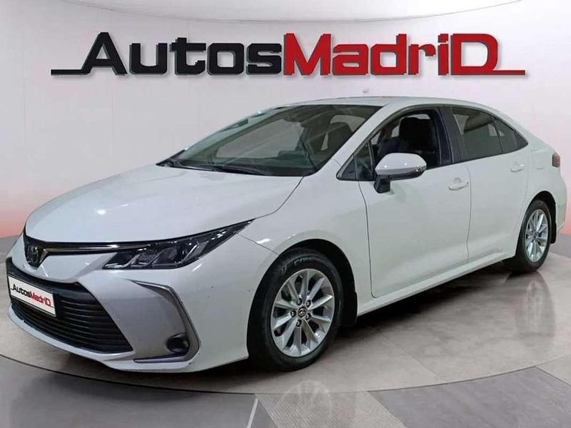 Usado Toyota Corolla Sol 126 CV (92 kW) 2022 Blanco Berlina