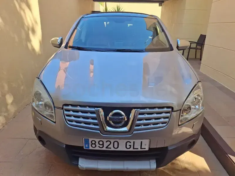 Usado Nissan Qashqai Tekna 150 CV (110 kW) 2009 Gris / plata SUV