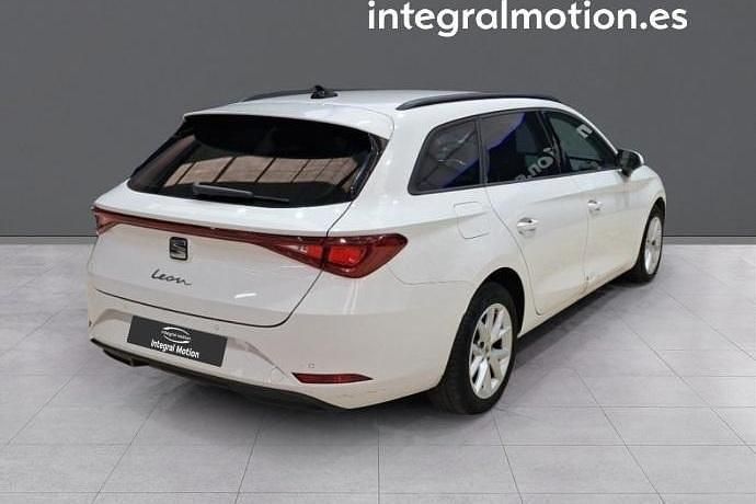 Usado Seat Leon Style 110 CV (80 kW) 2021