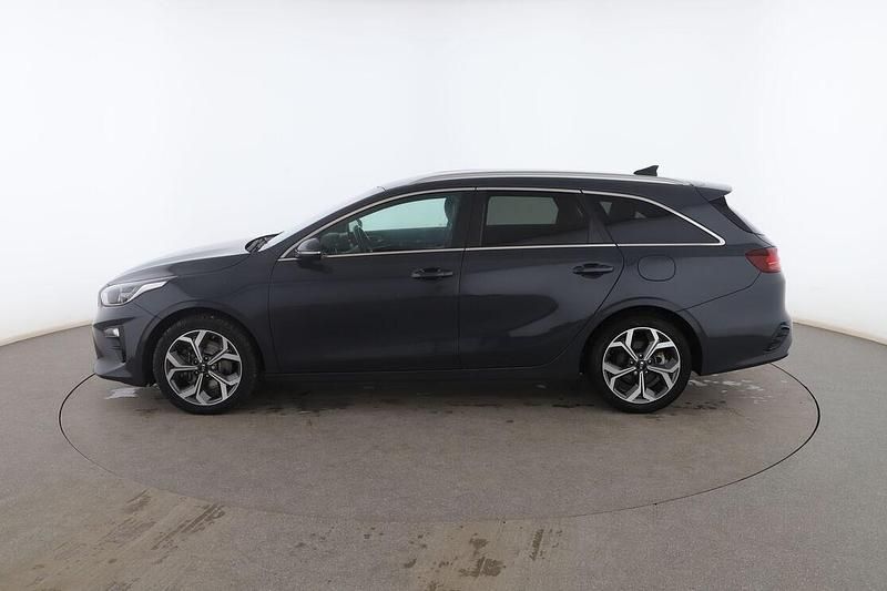 Usado Kia Ceed 120 CV (88 kW) 2019 Gris Utilitario