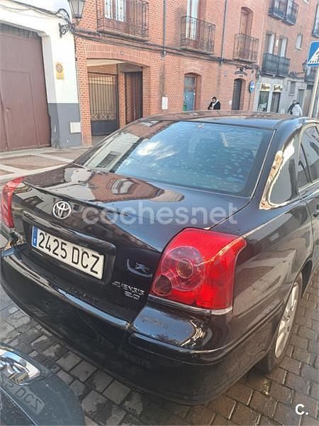 Negro Usado 2004 Toyota Avensis Executive Berlina | 4000 € (Precio justo) - Imagen 1/4
