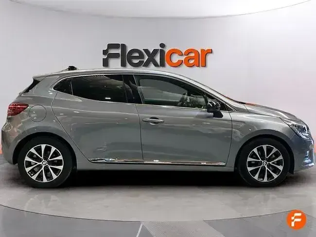 Usado Renault Clio Techno 143 CV (105 kW) 2023 Gris Utilitario