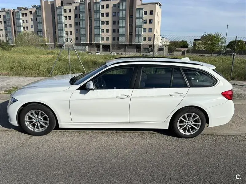 Usado BMW 318 150 CV (110 kW) 2017 Blanco Berlina
