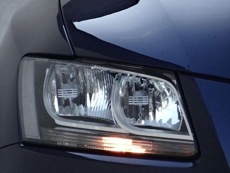 Käytetty Audi Q5 Premium 190 HP (139 kW) 2017 Sininen Katumaasturi