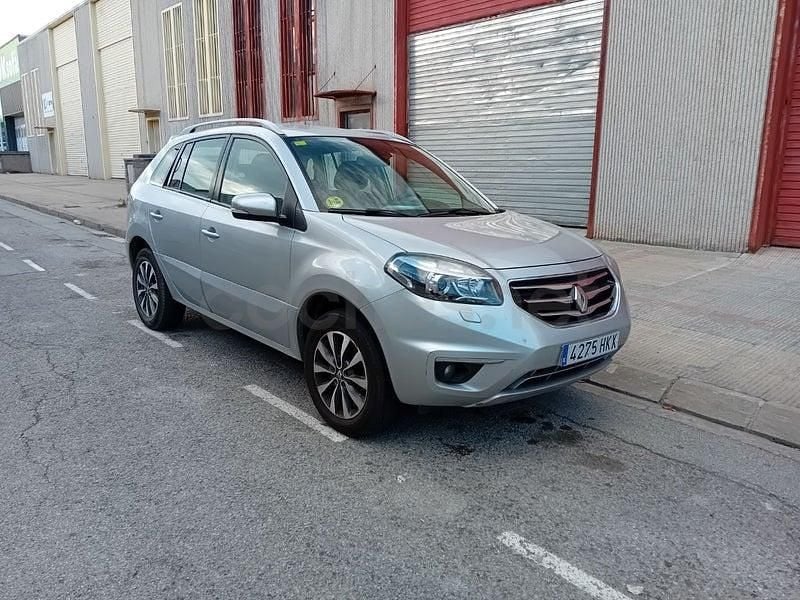 Usado Renault Koleos LIMITED 150 CV (110 kW) 2015 Gris / plata SUV