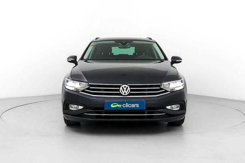 Usado VW Passat Executive 150 CV (110 kW) 2021 Gris Familiar