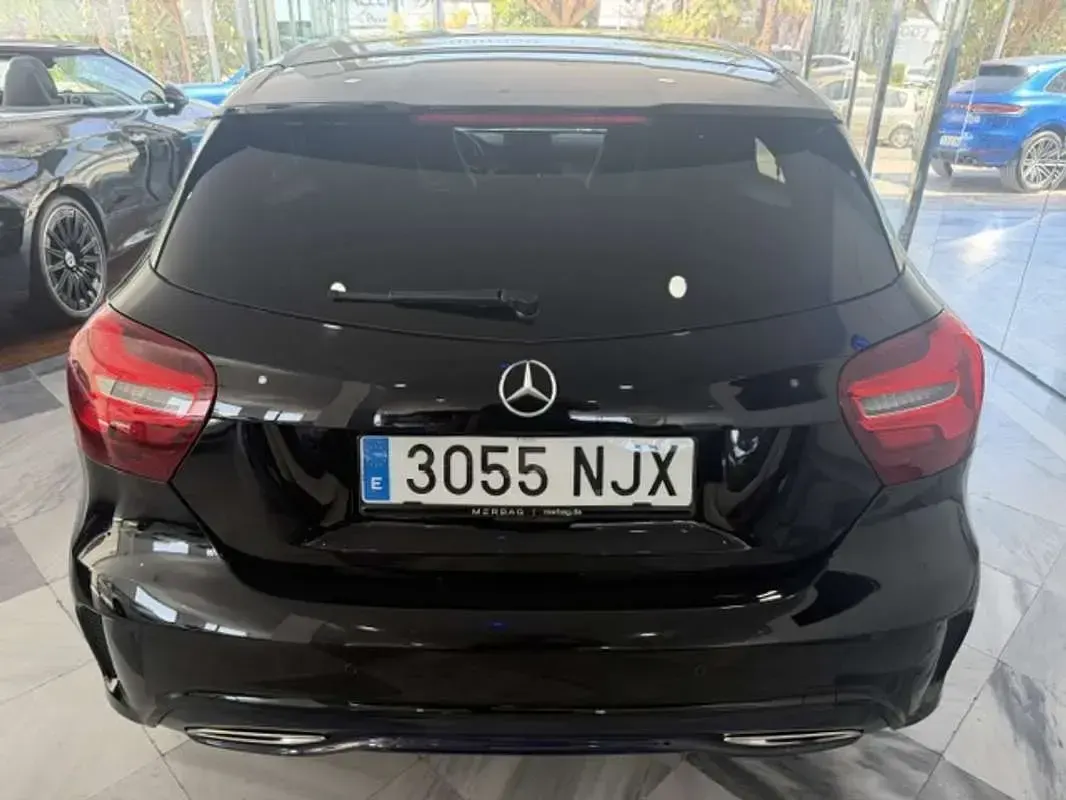 Usado Mercedes A220 177 CV (130 kW) 2018 Negro Utilitario