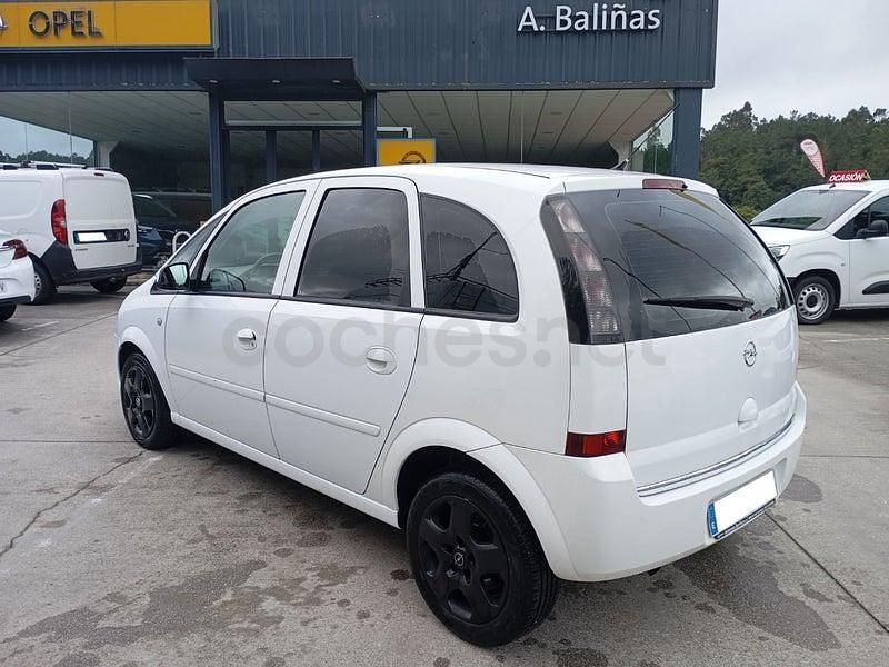 Usado Opel Meriva Enjoy 75 CV (55 kW) 2008 Blanco Monovolumen