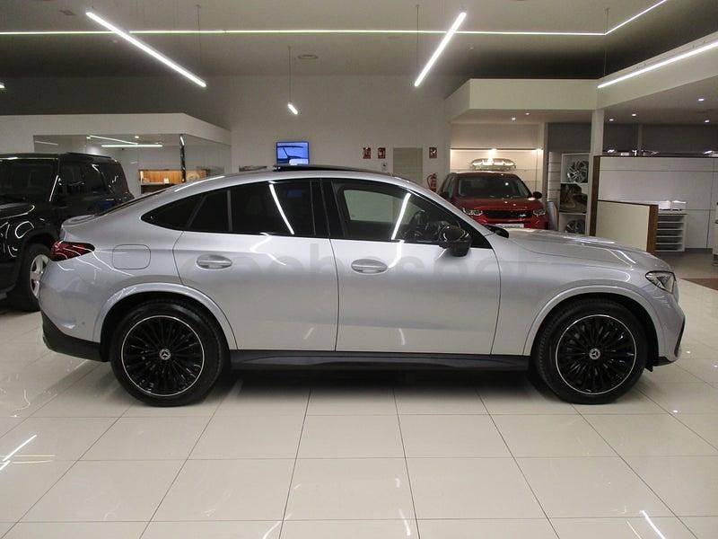 Usado Mercedes GLC220 197 HP (144 kW) 2025 Cinzento Coupé