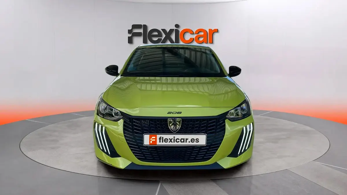 Usado Peugeot 208 Style 110 CV (80 kW) 2025 Verde Utilitario