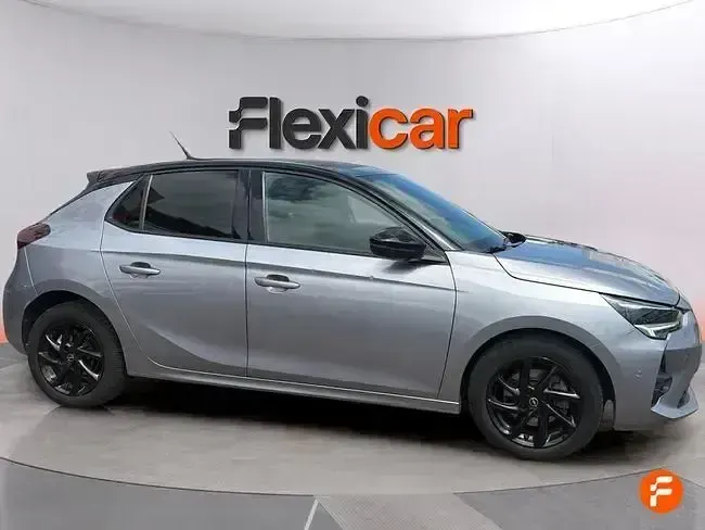 Usado Opel Corsa GS Line 100 CV (73 kW) 2022 Gris Utilitario