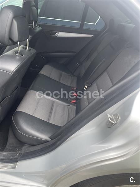 Usado Mercedes C220 Edition 170 CV (125 kW) 2010 Gris / plata Berlina