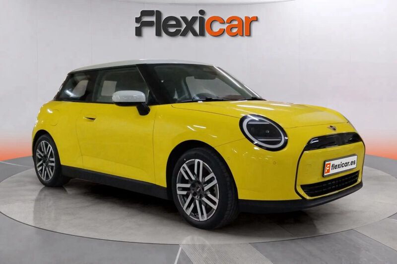 Amarillo Nuevo 2025 Mini Cooper Utilitario | 27.690 € - Imagen 1/4