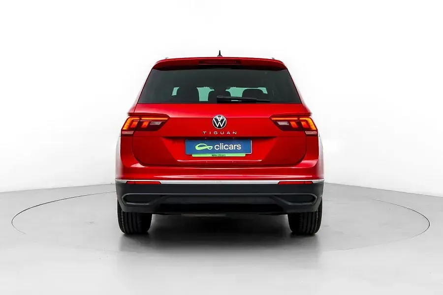Usado VW Tiguan Life 150 CV (110 kW) 2023 SUV