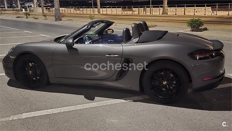 Usado Porsche 718 Boxster 300 CV (220 kW) 2018 Gris / plata Descapotable