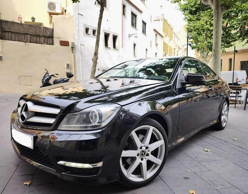 Negro Usado 2013 Mercedes C180 AMG Coupe | 16.500 € (Precio justo) - Imagen 1/4