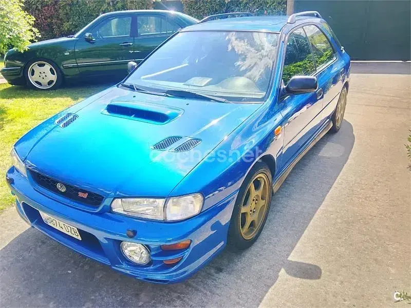 Usado Subaru Impreza GT 218 CV (160 kW) 1999 Azul Familiar