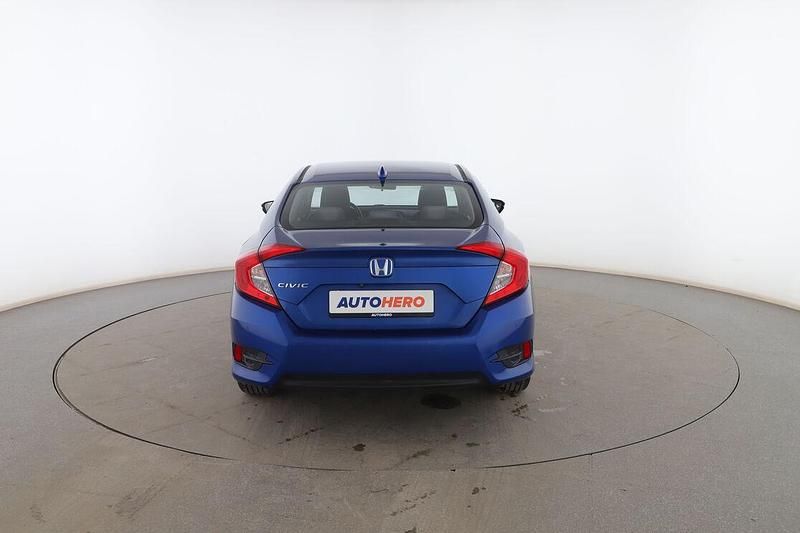 Usado Honda Civic Elegance 182 CV (133 kW) 2018 Azul Berlina