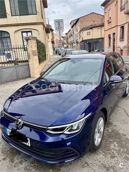 Usado VW Golf VIII 115 CV (84 kW) 2023 Azul Familiar