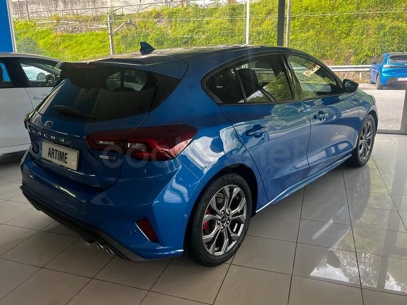 Usado Ford Focus ST-Line 125 CV (91 kW) 2023 Azul Berlina