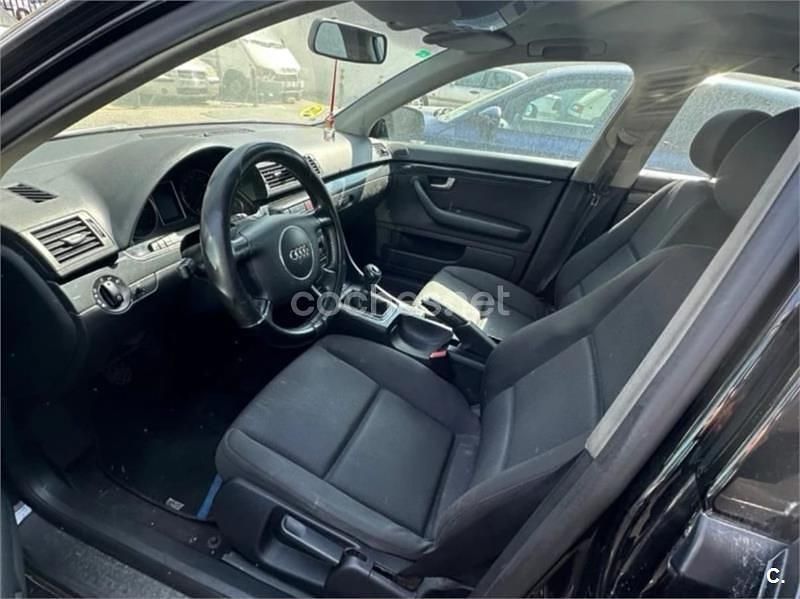 Occasion Audi A4 130 PK (95 kW) 2004 Zwart Sedan