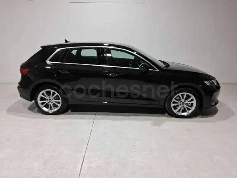 Usado Audi A3 Advanced 204 CV (150 kW) 2026 Negro Berlina