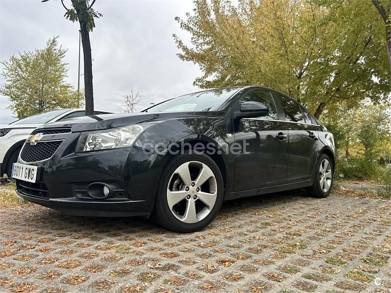 Negro Usado 2011 Chevrolet Cruze LT Berlina | 5000 € (Precio justo) - Imagen 1/4