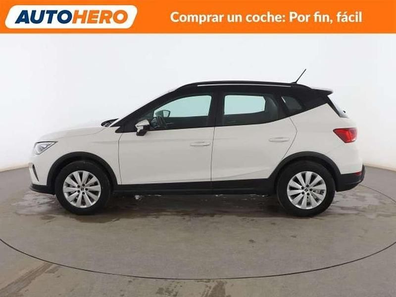 Usado Seat Arona Style 110 CV (80 kW) 2022 Blanco SUV