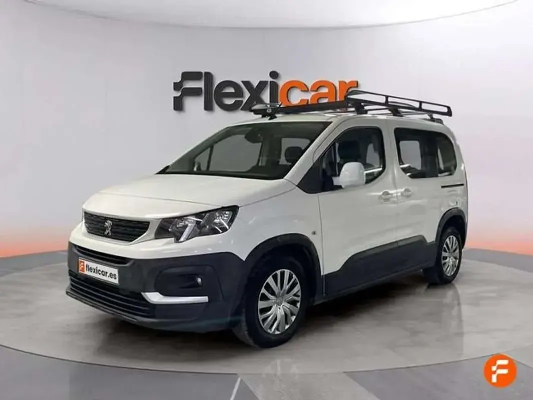 Usado Peugeot Rifter Active 102 CV (75 kW) 2019 Blanco Monovolumen
