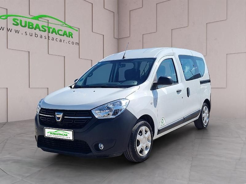 Usado Dacia Dokker Essentiel 110 CV (80 kW) 2021 Blanco Monovolumen