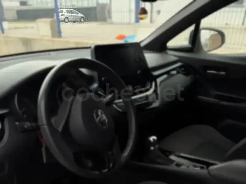 Usado Toyota C-HR Advance 122 CV (89 kW) 2020 Blanco SUV