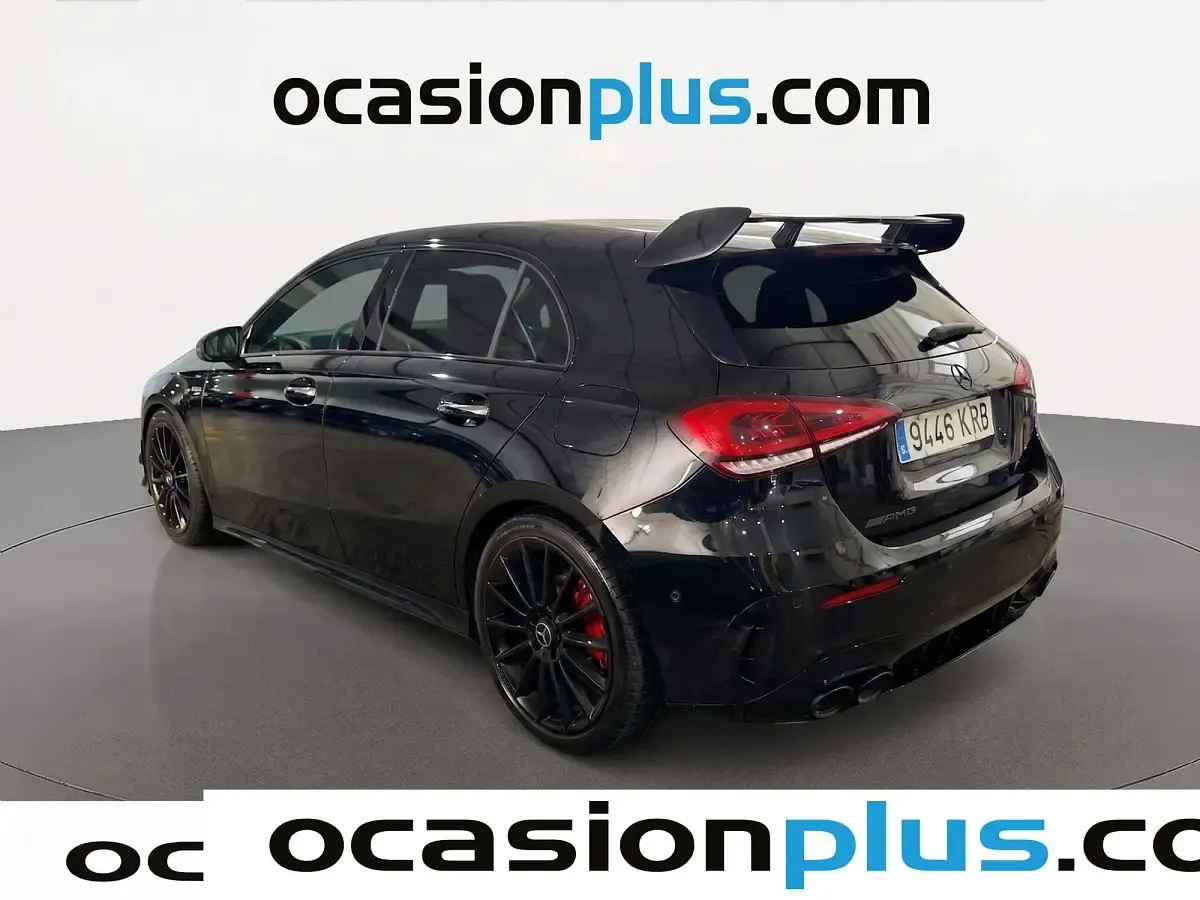 Usado Mercedes A180 AMG 116 CV (85 kW) 2018 Negro Utilitario