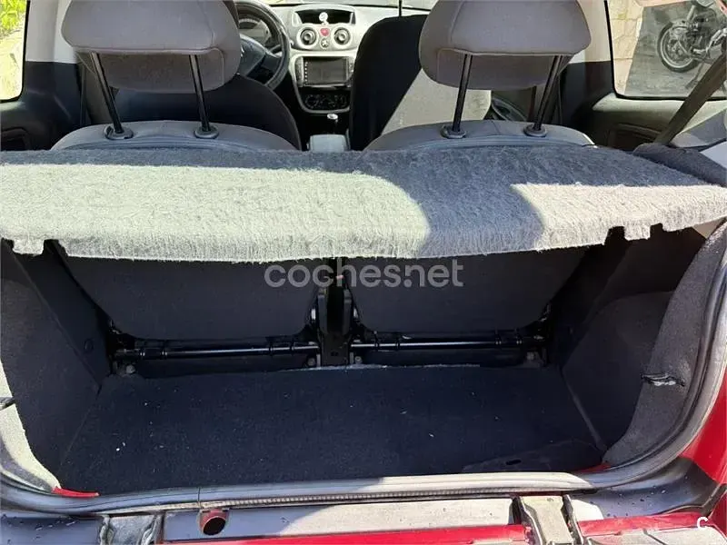 Usado Citroën C2 Furio 75 CV (55 kW) 2008 Rojo Utilitario