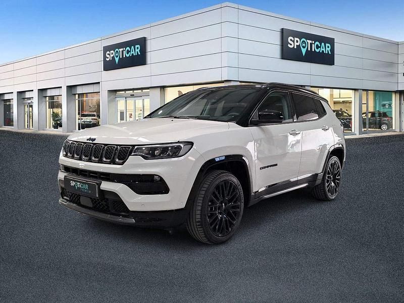 Blanco Usado 2023 Jeep Compass SUV | 29.900 € (Un poco caro) - Imagen 1/4