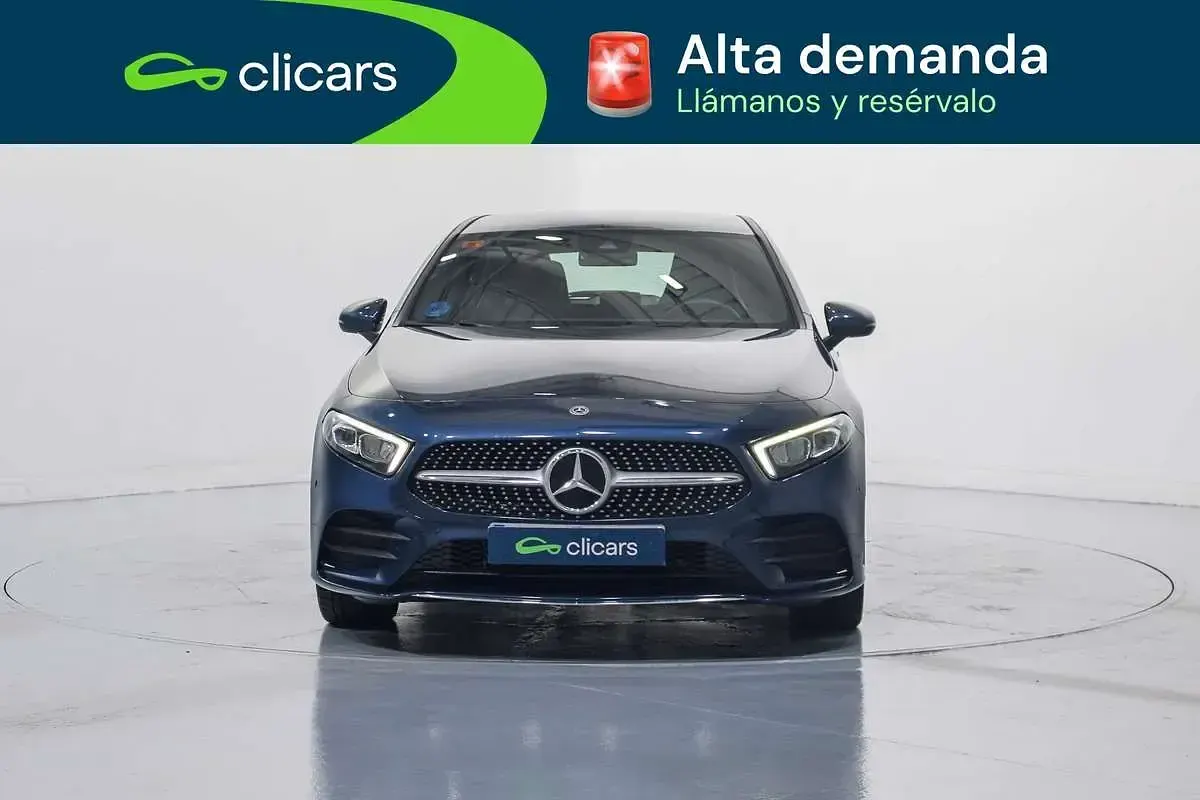 Usado Mercedes A250 160 CV (117 kW) 2020 Azul Berlina