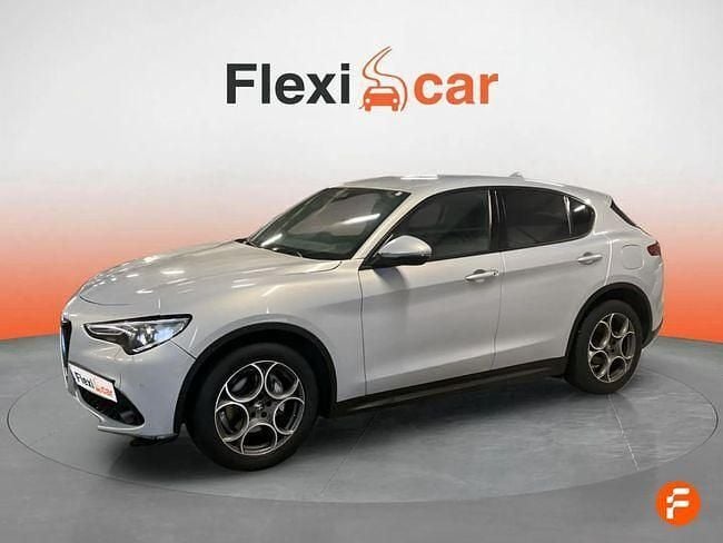 Usado Alfa Romeo Stelvio Sprint 160 CV (117 kW) 2022 Gris SUV