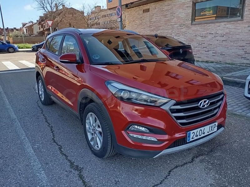 Usado Hyundai Tucson 115 CV (84 kW) 2017 Rojo SUV