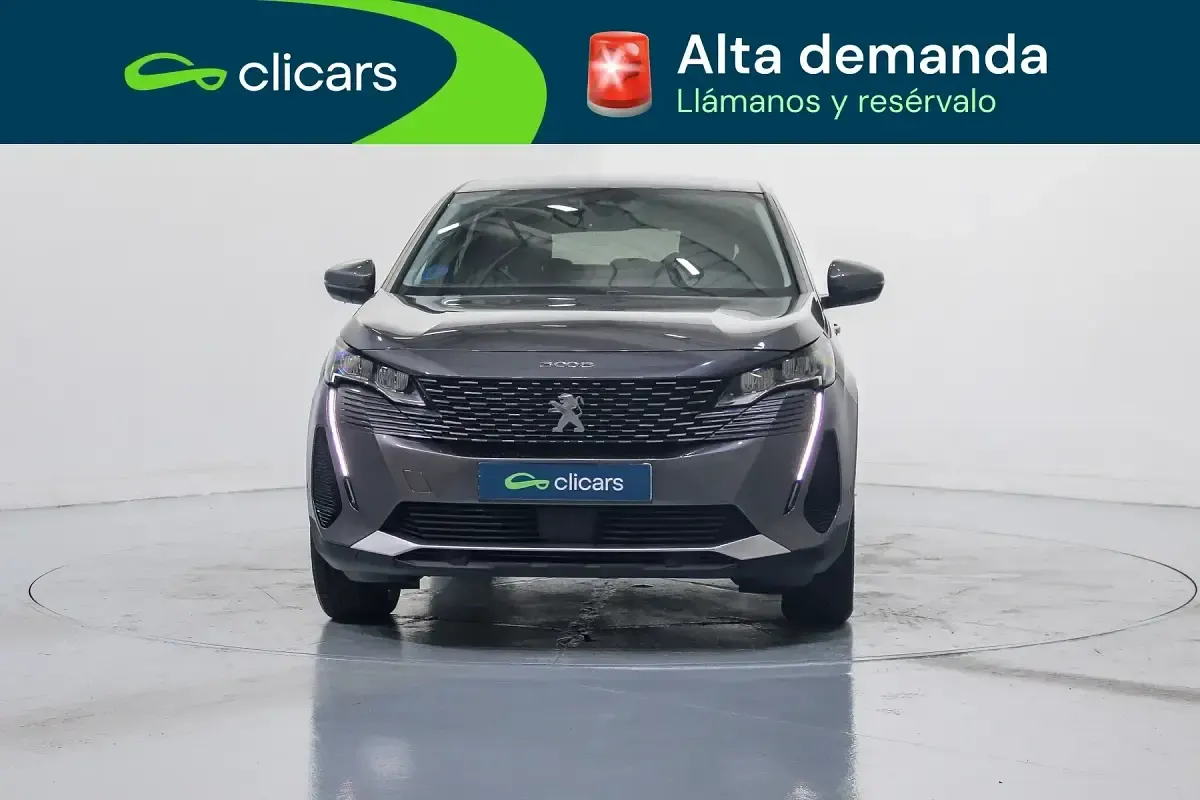 Usado Peugeot 3008 Allure 225 CV (165 kW) 2021 Gris / plata SUV