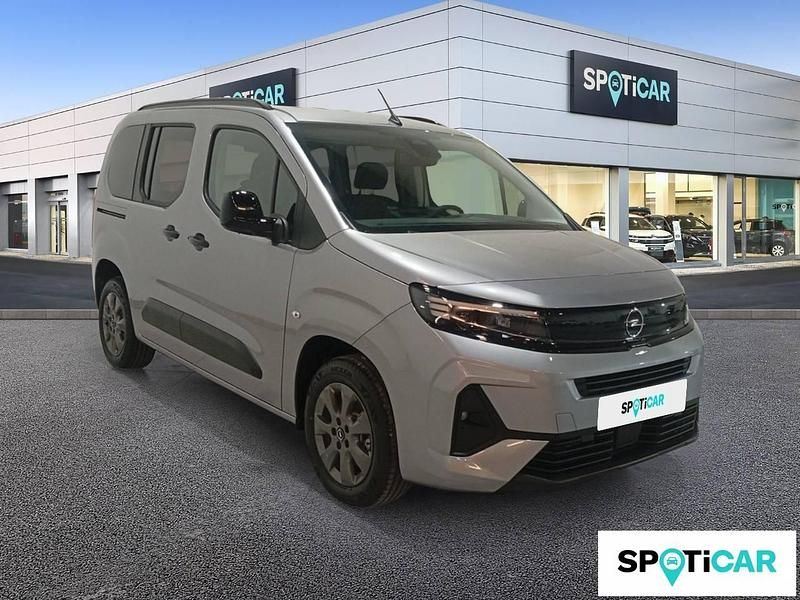 Nuevo Opel Combo S 100 CV (73 kW) 2025 Gris Familiar