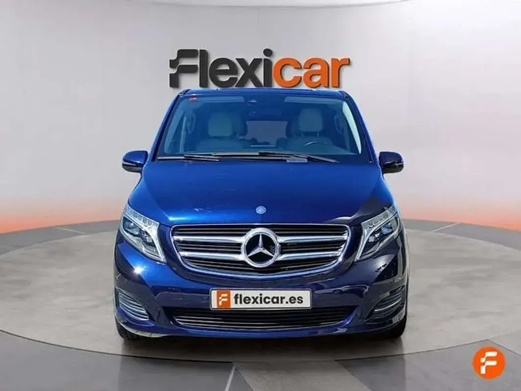 Usado Mercedes V200 Avantgarde 136 CV (100 kW) 2016 Azul Monovolumen