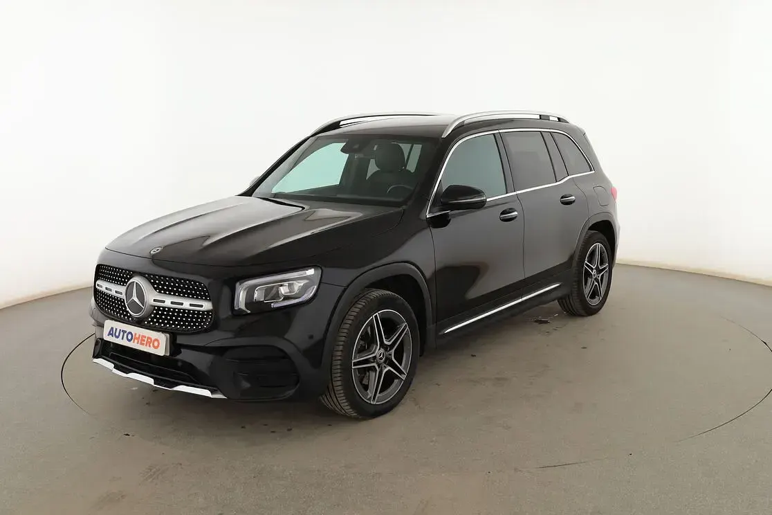 Usado Mercedes GLB200 AMG line 150 CV (110 kW) 2023 SUV