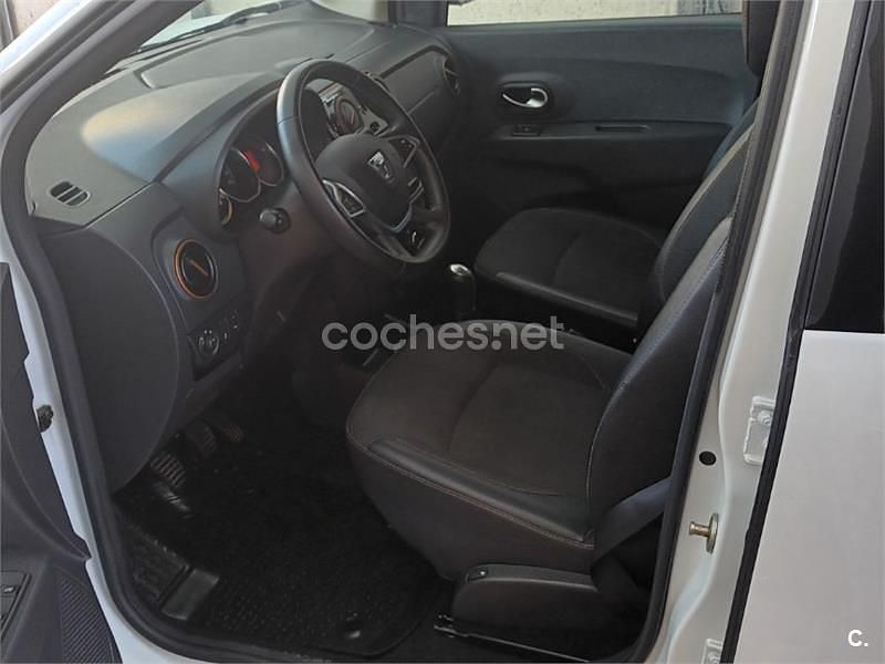 Usado Dacia Lodgy Stepway 102 CV (75 kW) 2018 Blanco Monovolumen