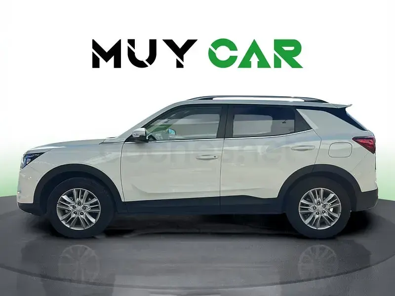 Usado SsangYong Korando 149 CV (109 kW) 2022 Blanco SUV
