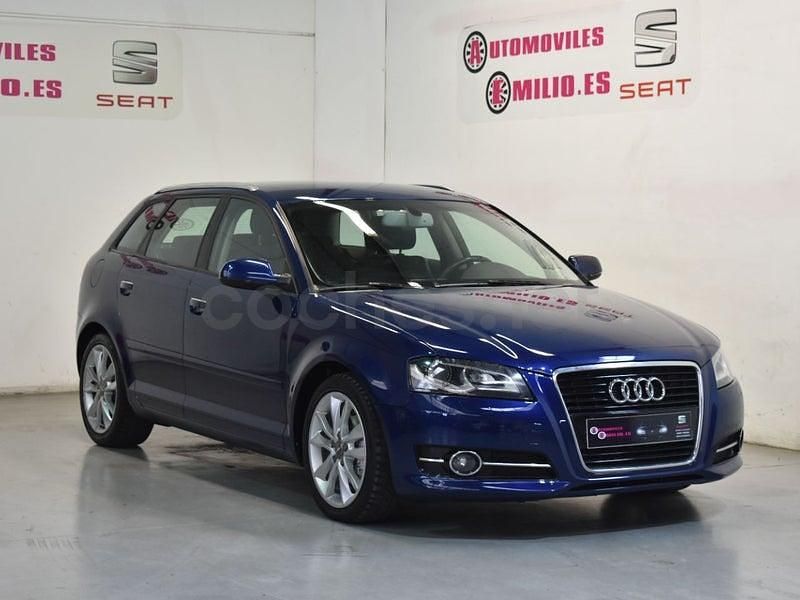 Azul Usado 2013 Audi A3 Ambiente Berlina | 11.500 € (Buen precio) - Imagen 1/4