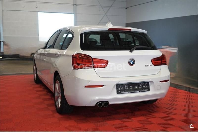 Blanco Usado 2017 BMW 120 Advantage Utilitario | 16.990 € (Precio justo) - Imagen 1/4