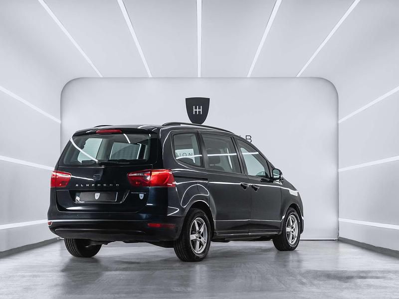 Usado Seat Alhambra Style 140 CV (102 kW) 2010 Negro Monovolumen