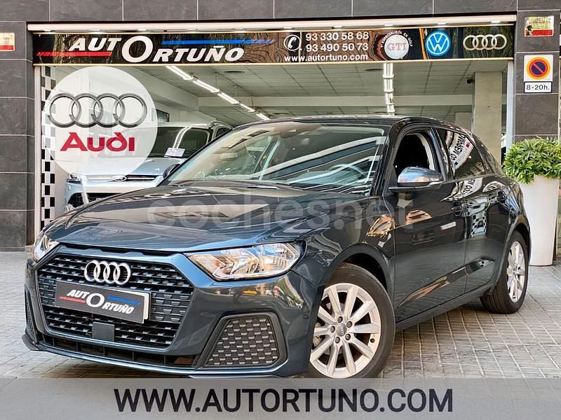 Gris / plata Usado 2020 Audi A1 Sportback Utilitario | 17.995 € (Precio justo) - Imagen 1/4