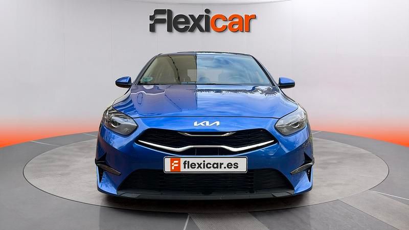 Usado Kia Ceed 101 CV (74 kW) 2022 Azul Utilitario