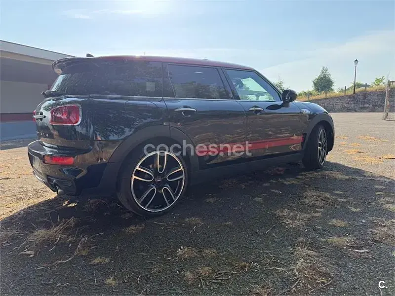 Usado Mini Cooper S Clubman 192 CV (141 kW) 2017 Negro Familiar